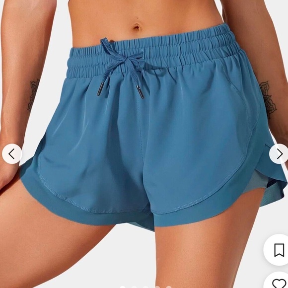 DRAWSTRING CONTRAST FLOWY MESH 2-in-1 SHORTS SMALL - Picture 1 of 8